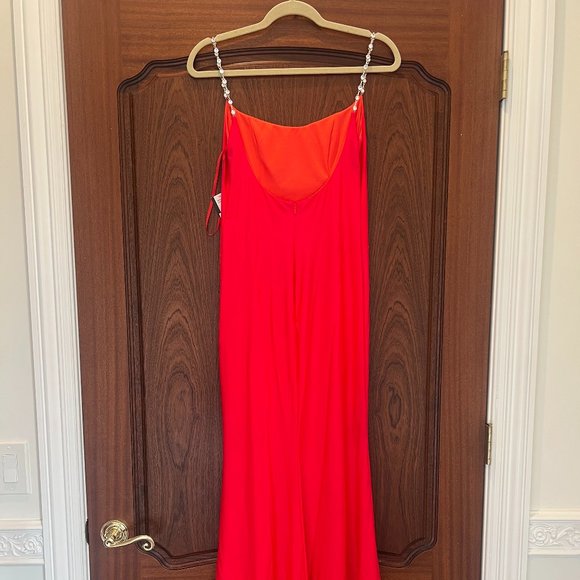 La Femme Prom 30665 Neon Coral Size 6 - Picture 3 of 15
